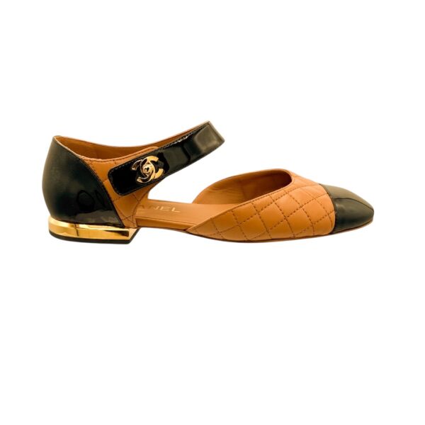 Chanel Flats (US 7.5)