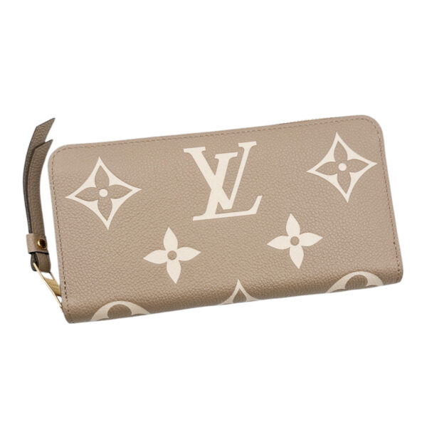 Louis Vuitton Zippy Wallet