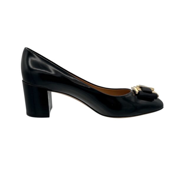 Ferragamo Pump (US 7.5)