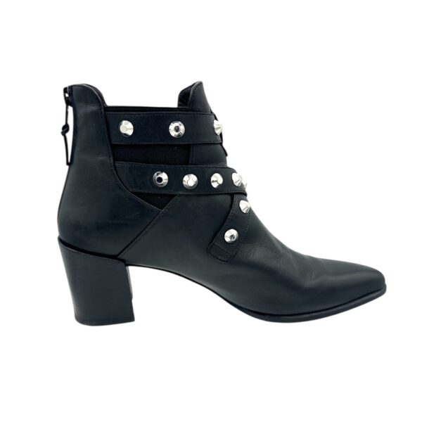 Stuaet Weitzman Booties (US 6)
