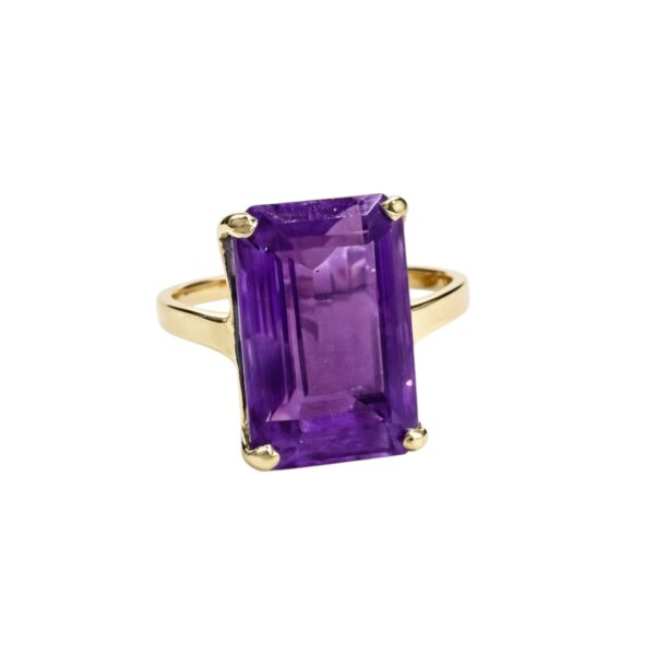 1970's Amethyst Ring