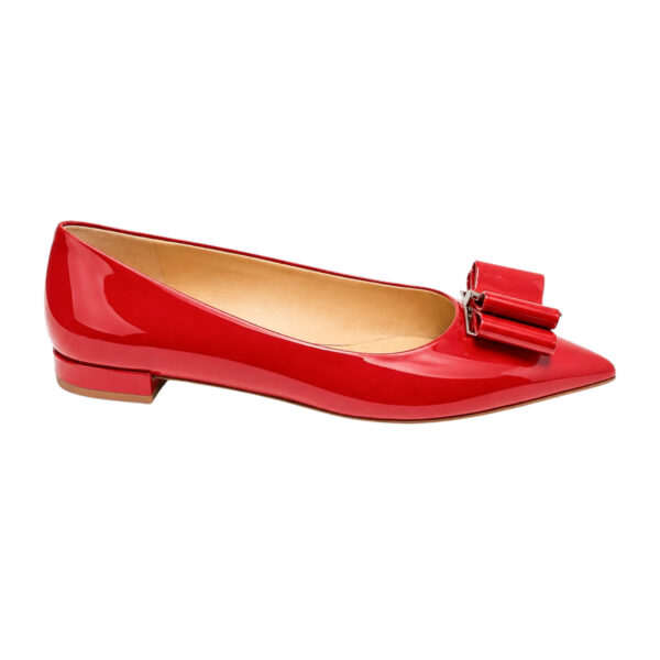 Salvatore Ferragamo Flats (US 8.5)