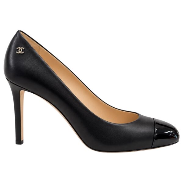 Chanel Pumps (US 9)