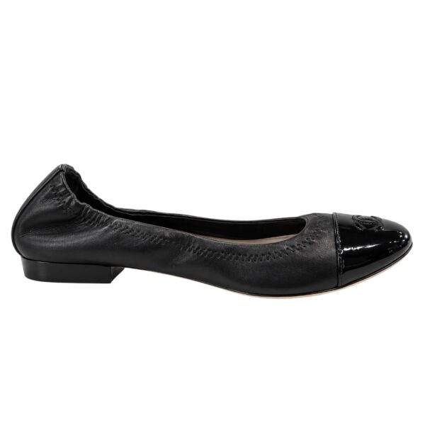 Chanel Ballet Flats (US 6.5)