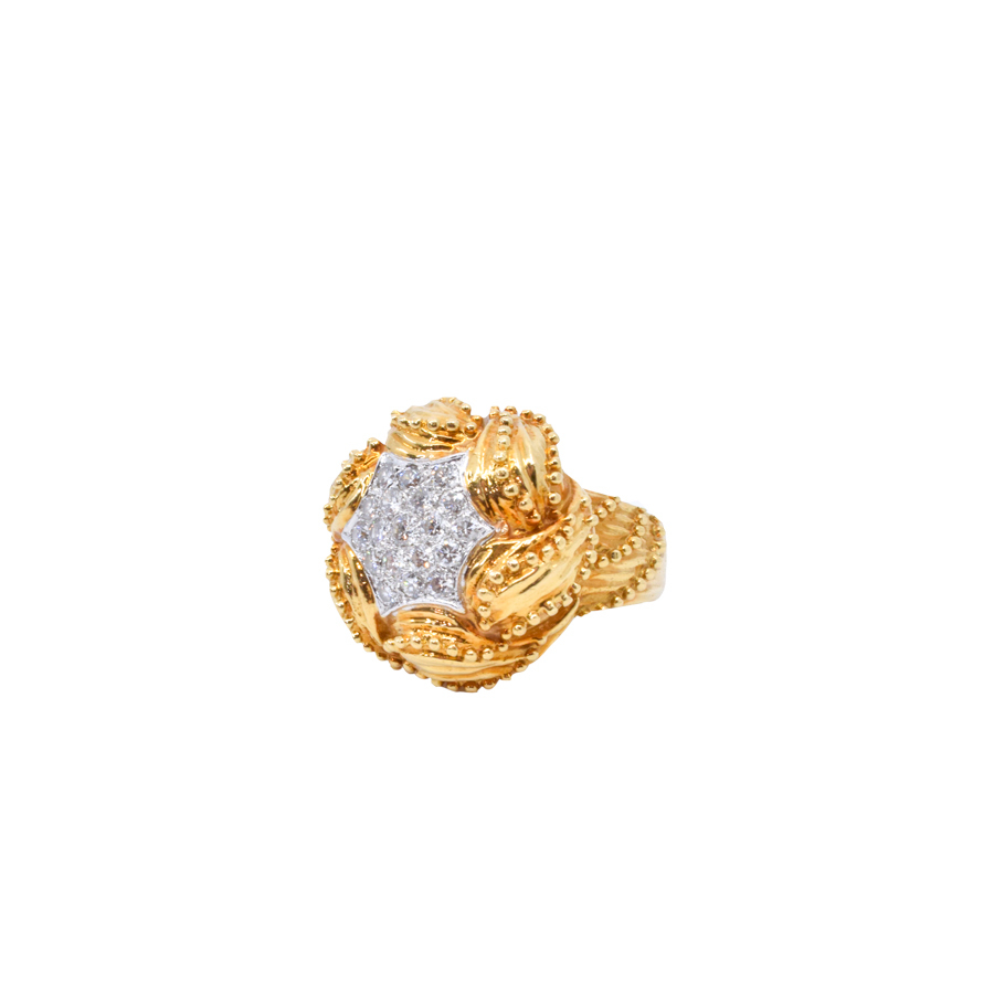 unsigned-18k-yellow-gold-ball-twisty-18k-white-gold-center-diamond-cluster-ring-2