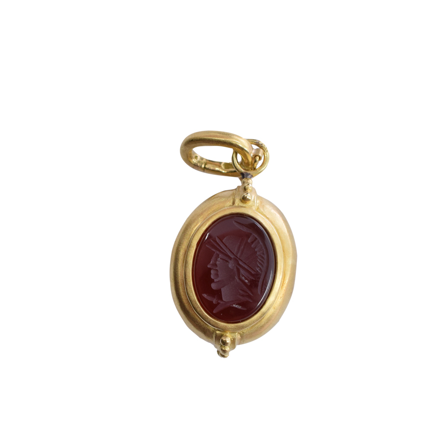 unsigned-18k-yellow-gold-pendant-red-black-stone-face-1