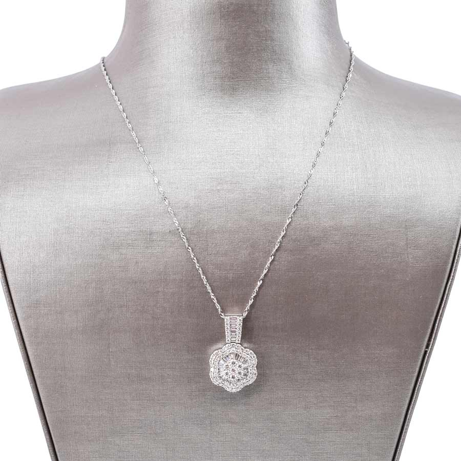 unsigned-118k-diamond-drop-white-gold-awesome-necklace-1