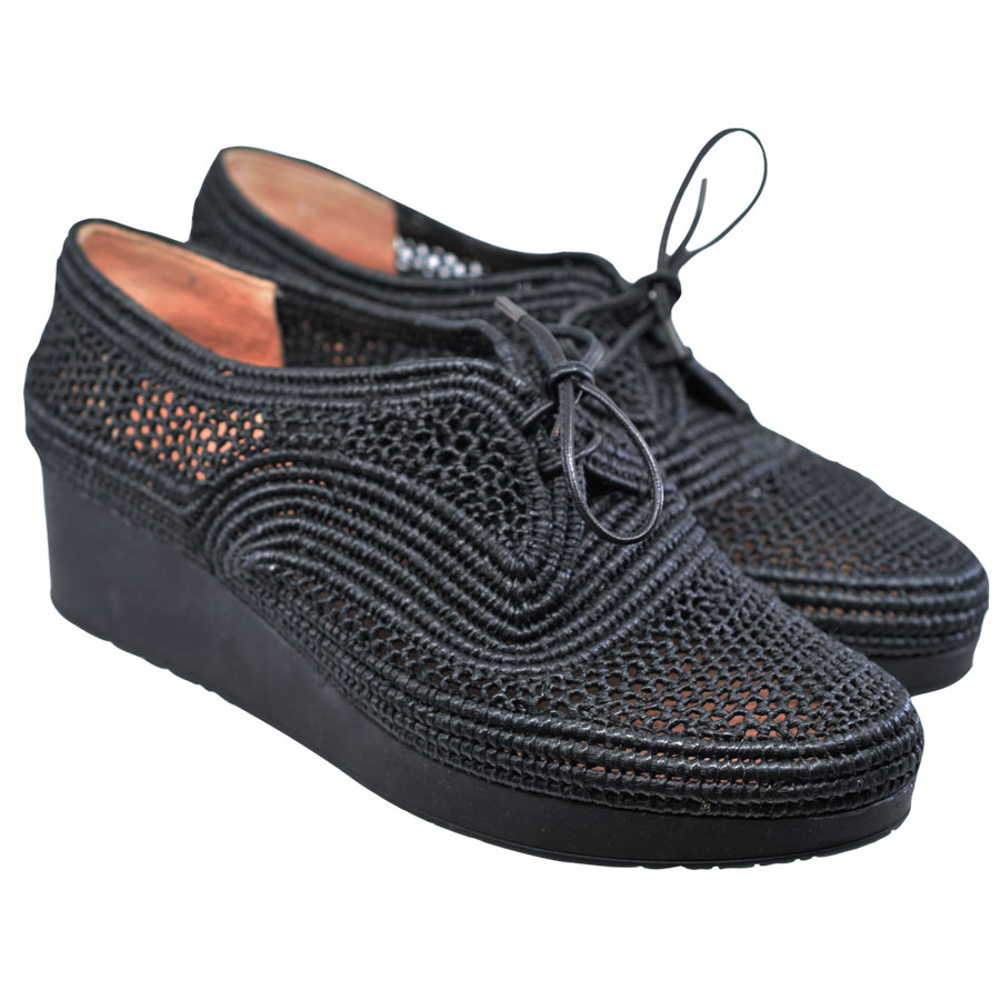 robertclergerie-black-woven-platform-shoes
