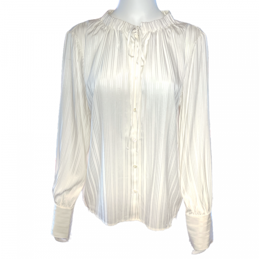 frame-cream-blouse