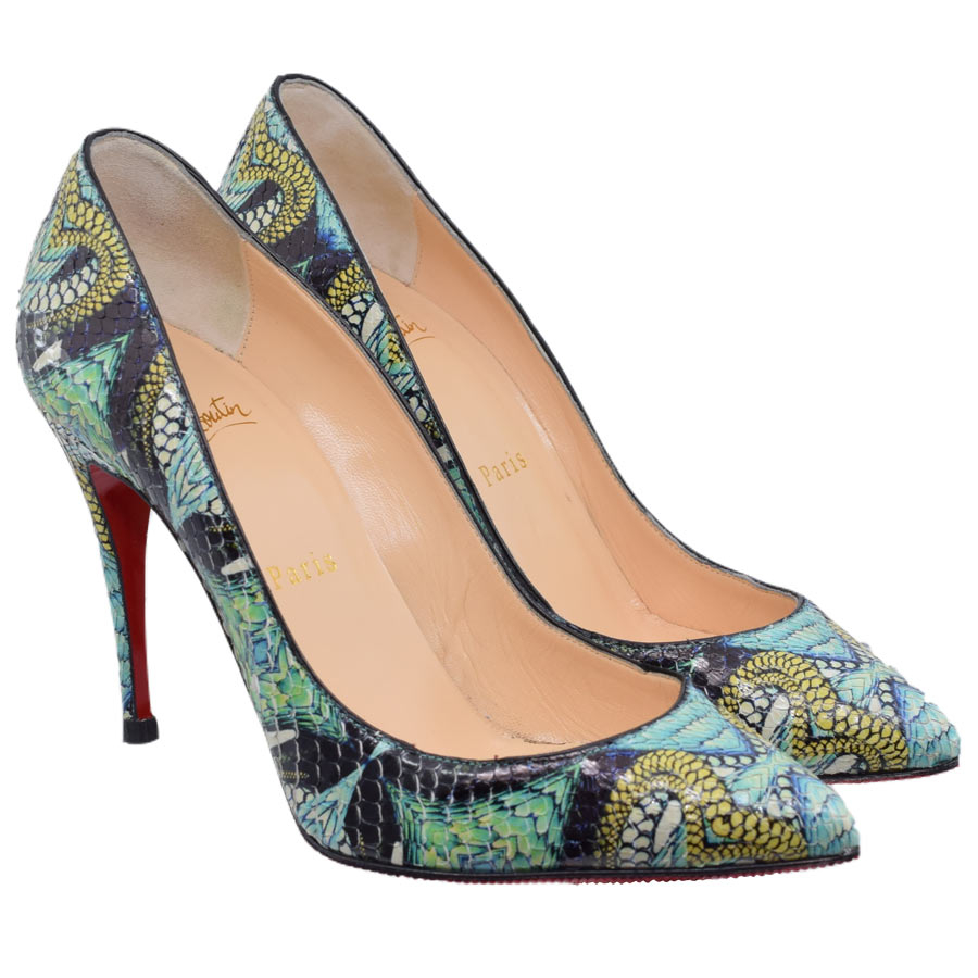 christianlouboutin-peacock-color-heels