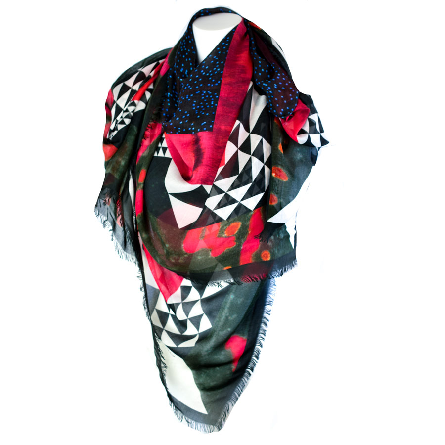 proenzashouler-black-white-blue-dot-triangle-scarf