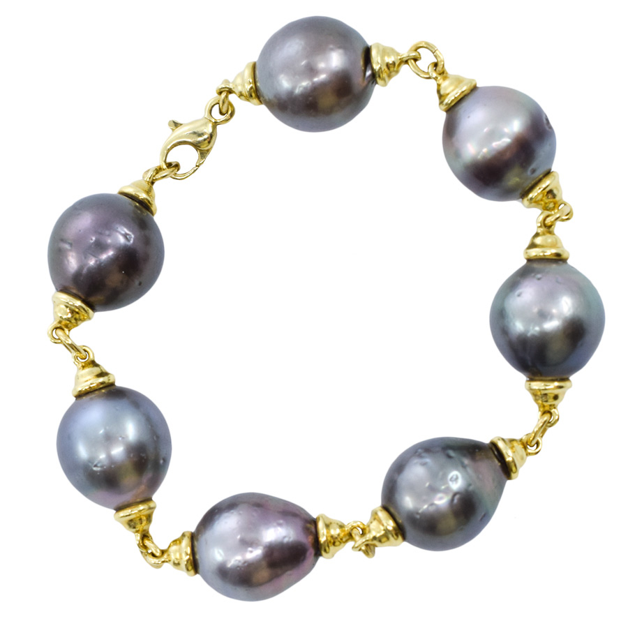 unsigned-black-baroque-pearl-18k-yellow-gold-1