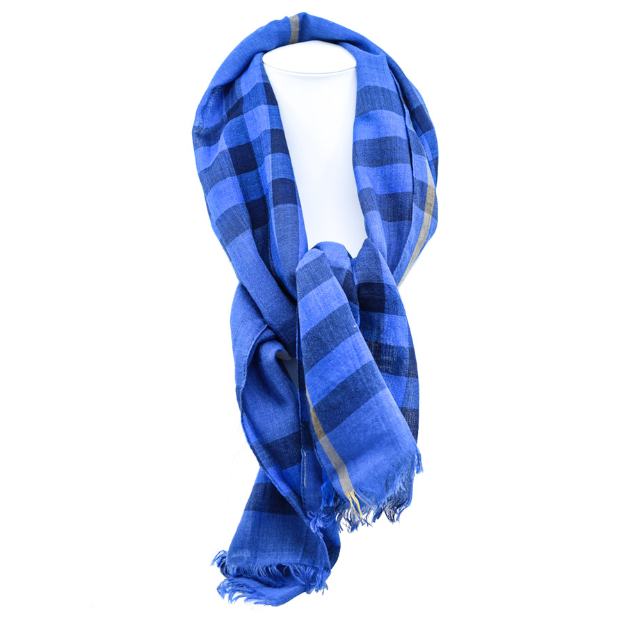 burberry-blue-plaid-scarf-1