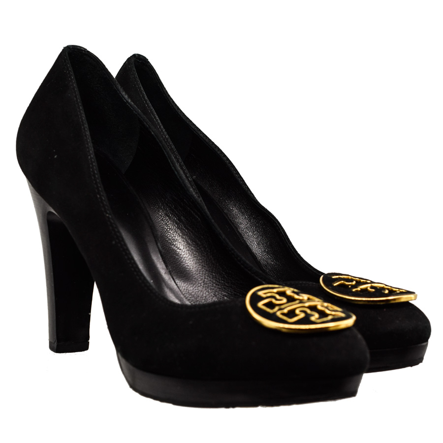 toryburch-black-velvet-medallion-heels