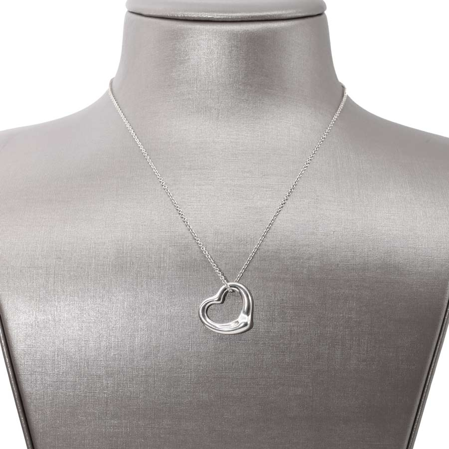 tiffany-elsa-peretti-heart-sterlung-necklace-1