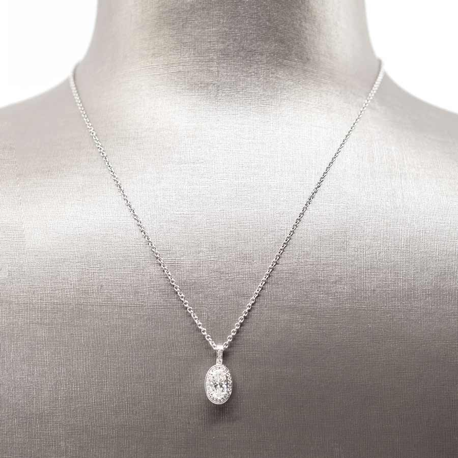 unsigned-18k-white-gold-oval-diamond-halo-necklace-1