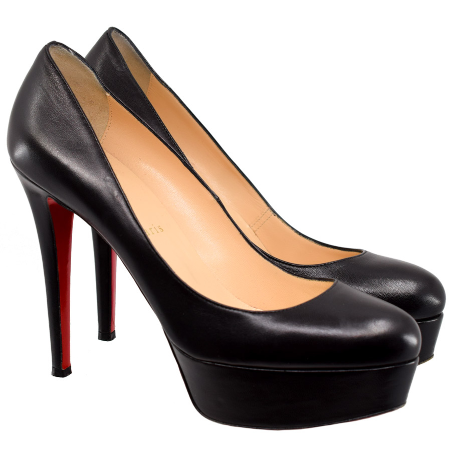 christianlouboutin-black-lifted-leather-heels