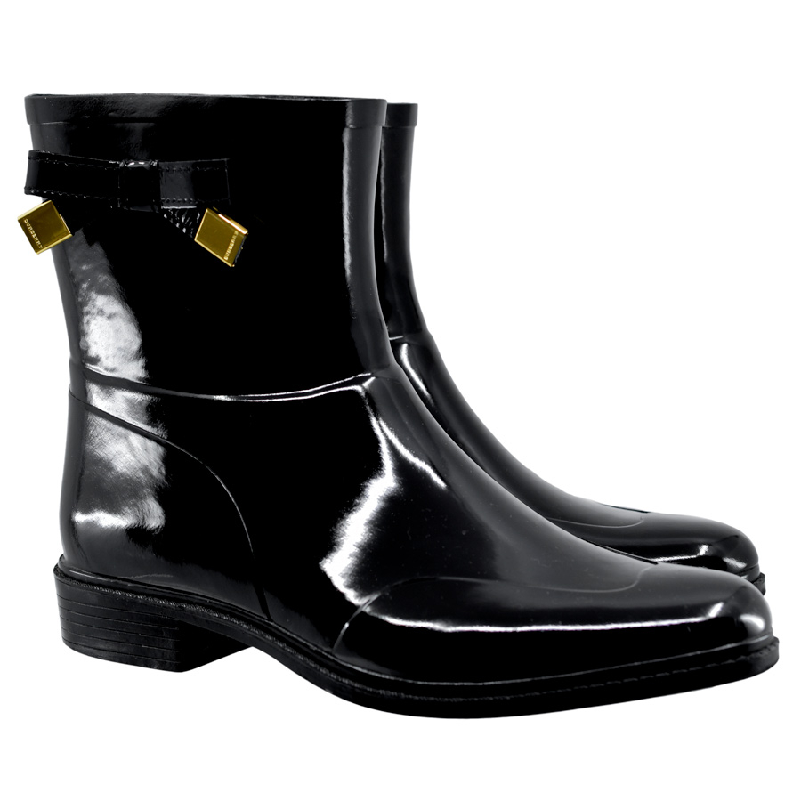burberry-black-rubber-rain-boots