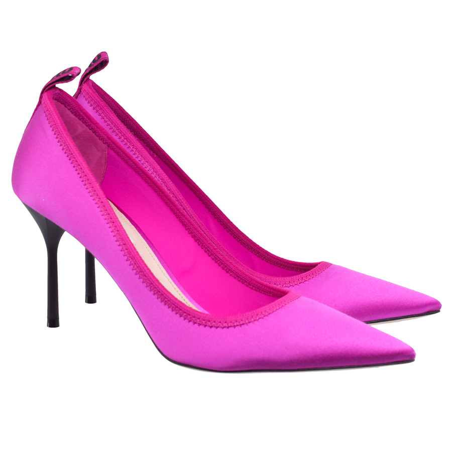 miumiu-pink-black-heel-pumps