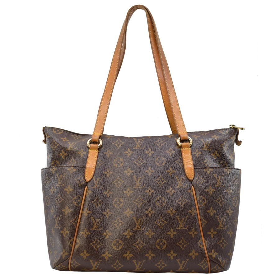 louisvuitton-totally-canvas-tote-1
