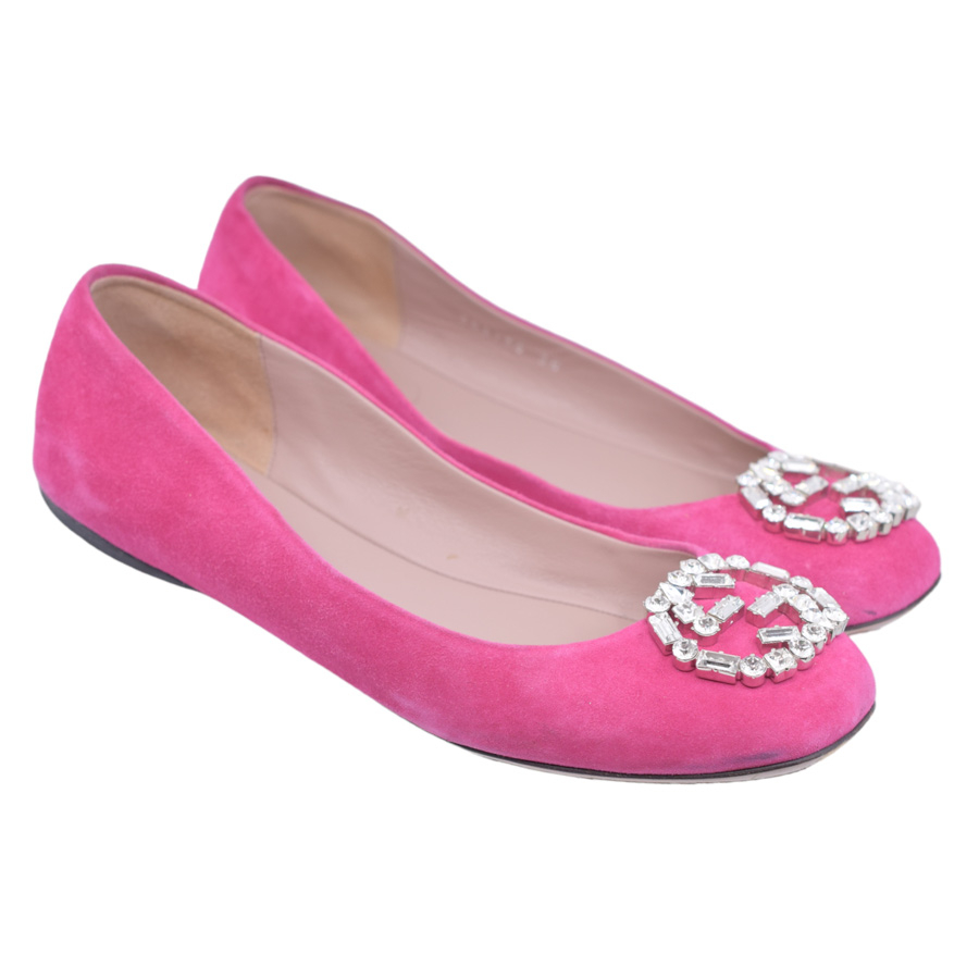gucci-pink-suede-gg-flats