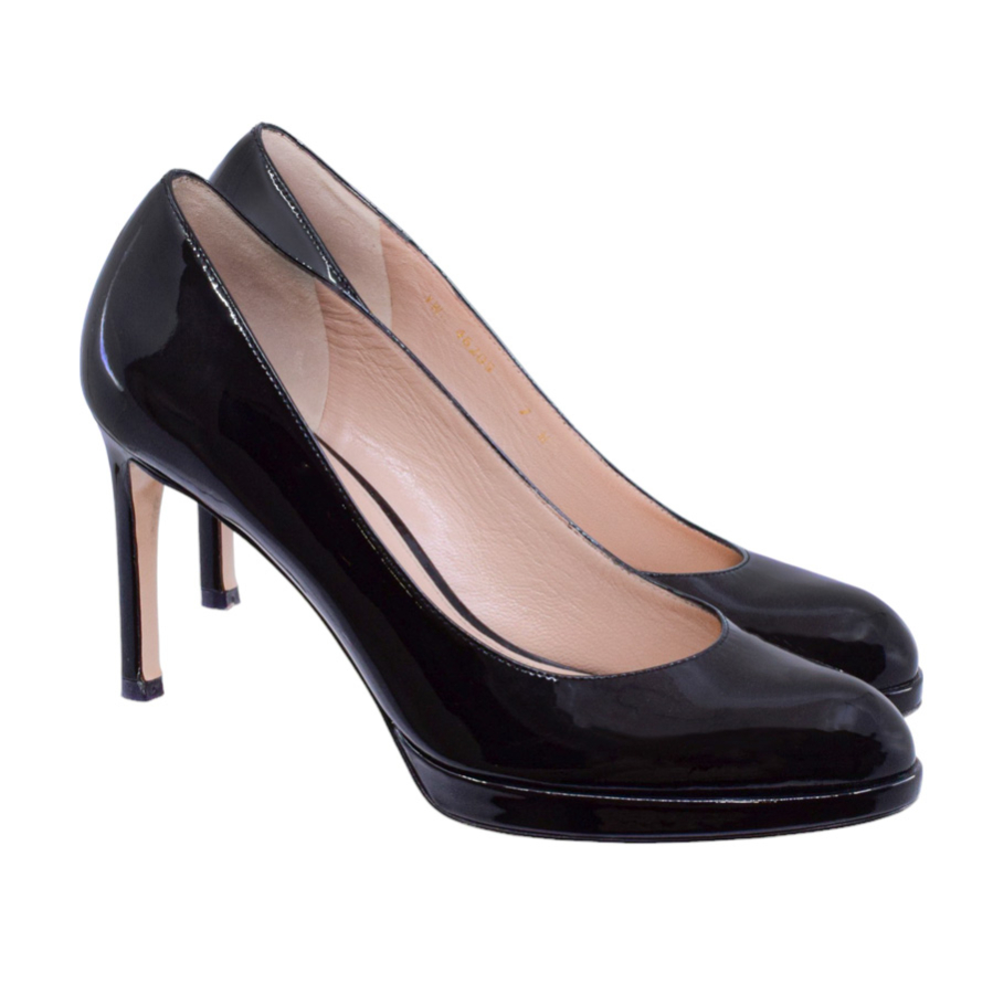 stuartweitzman-patent-black-heels-1