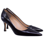 manoloblahnik-black-point-heels-2