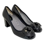 chanel-black-leather-pump