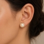 pearl-diamond-18k-yellow-gold-earrings