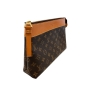 louisvuitton-monogram-pochette-voyage-voyage