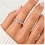 tiffany-diamond-platinum-bezel-band